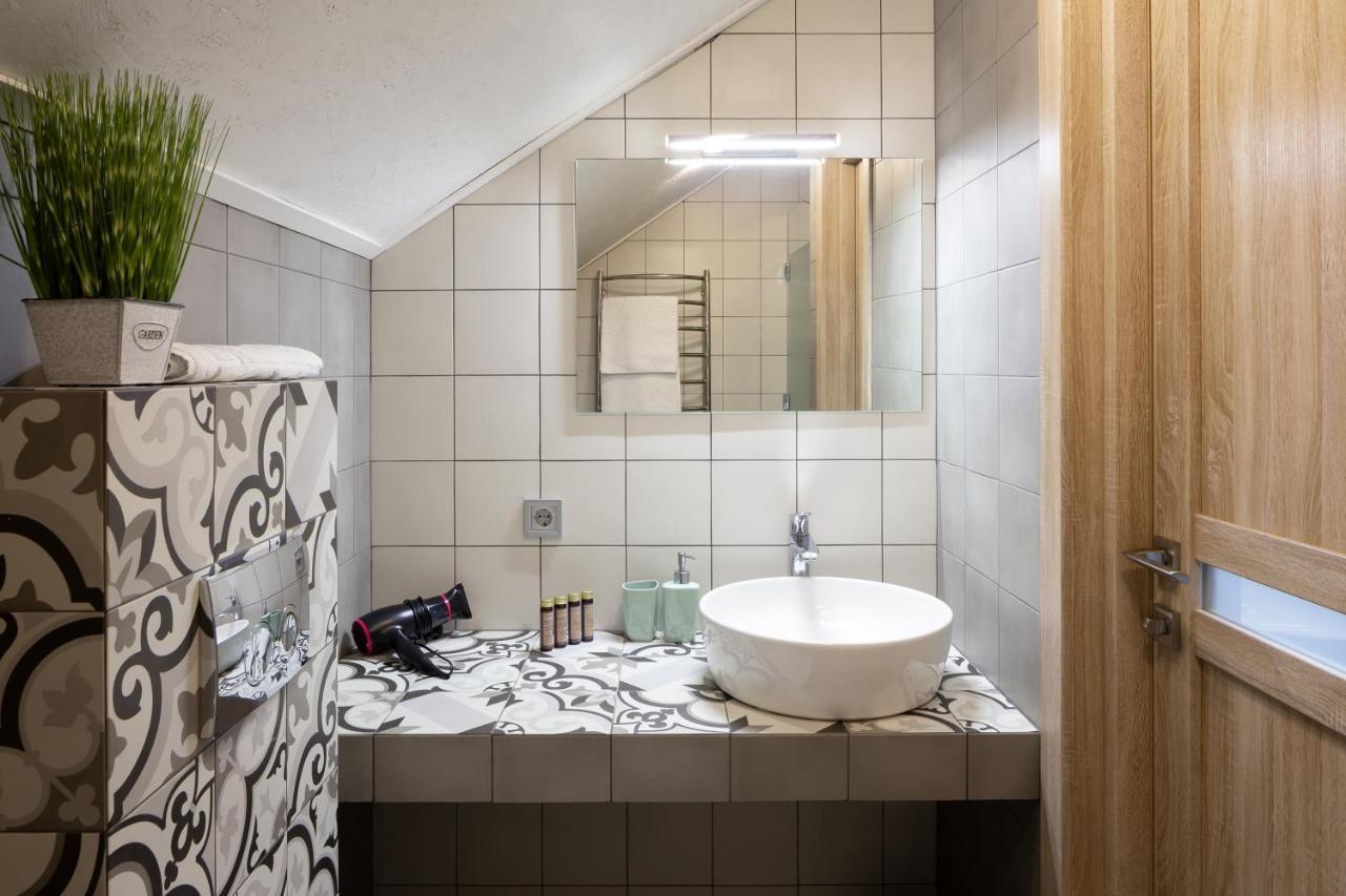 Lion King D4 Apartment Lviv Bagian luar foto